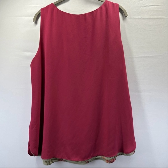 Chicos Women's Reversible Tank Top
Large Floral & Solid Pink Pullover
Sleeveless - Picture 4 of 7